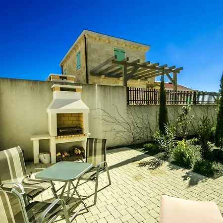 Stone Zegna Villa Ližnjan