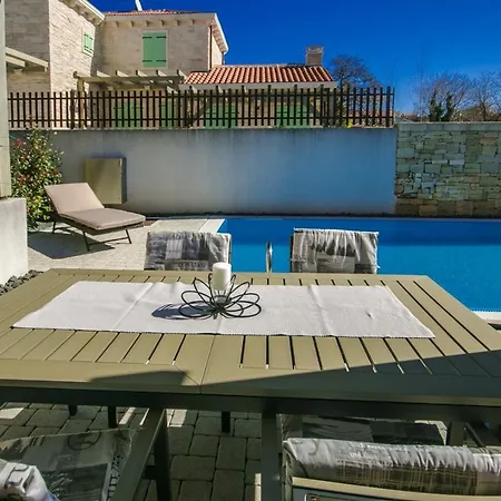 Villa Stone Zegna